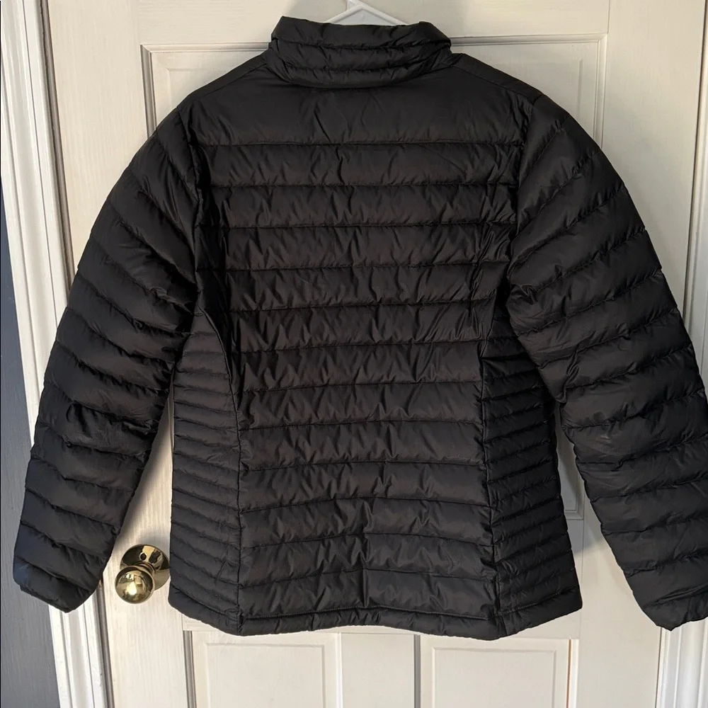 Patagonia Women’s Nano Puff Jacket - Picture 3 of 6